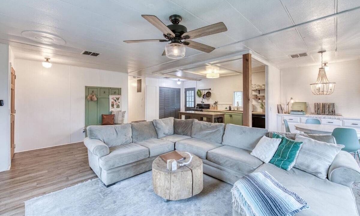 Photo of Livingroom in Coarsegold