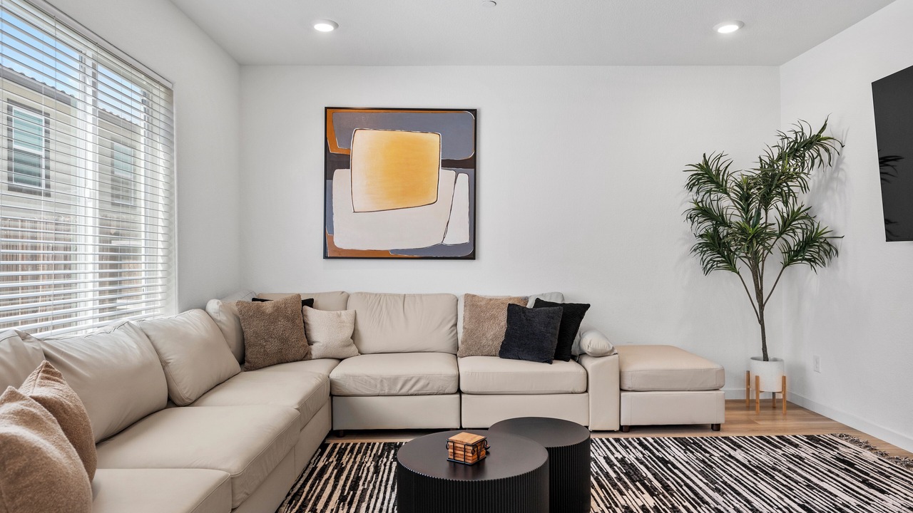 Photo of Livingroom in Folsom
