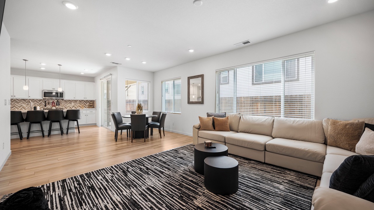 Photo of Livingroom in Folsom