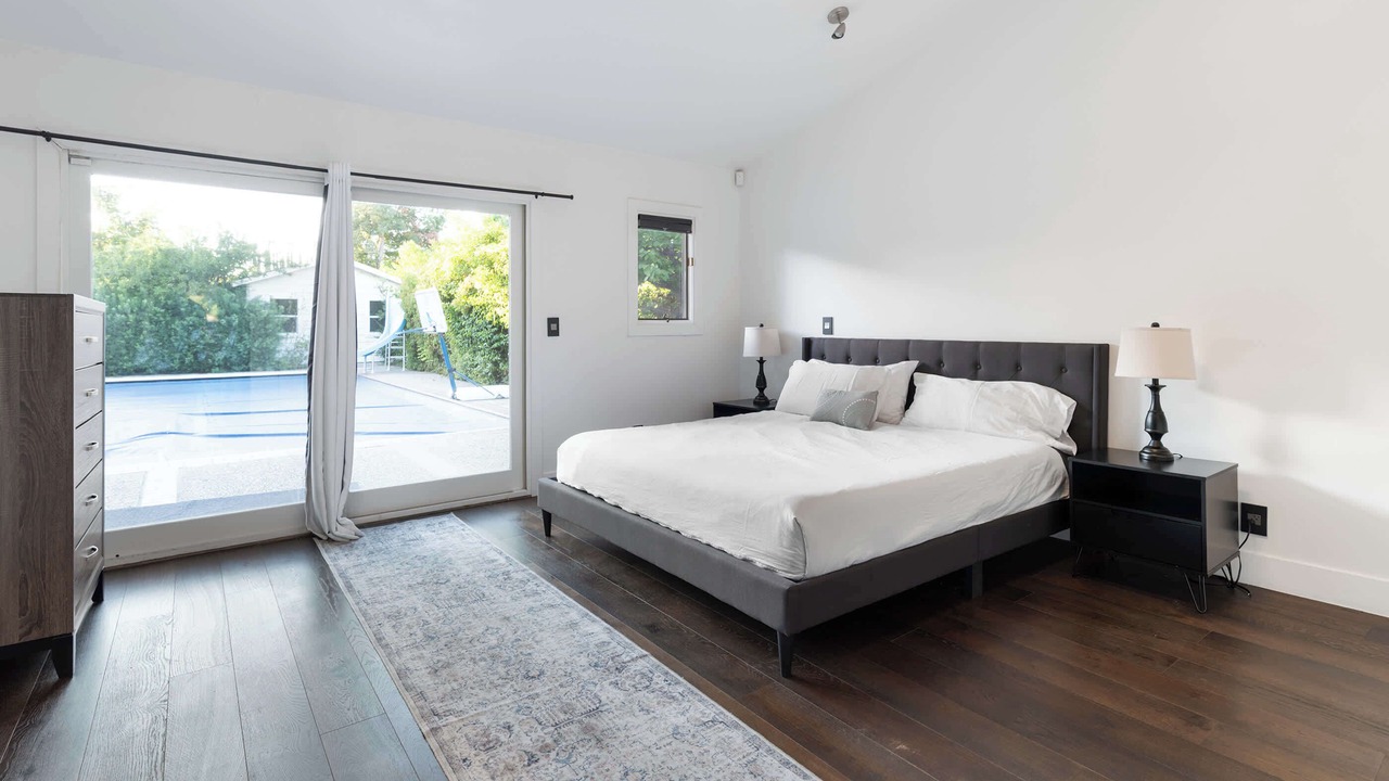 Photo of Bedroom in Saratoga