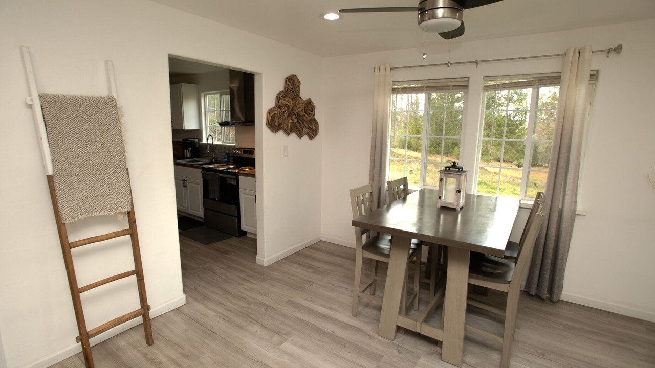 Photo of Bedroom in Groveland