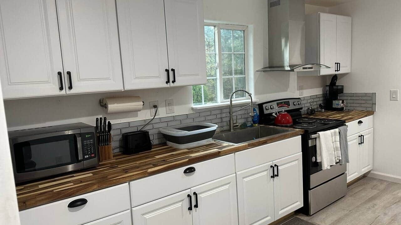 Photo of Kitchen in Groveland