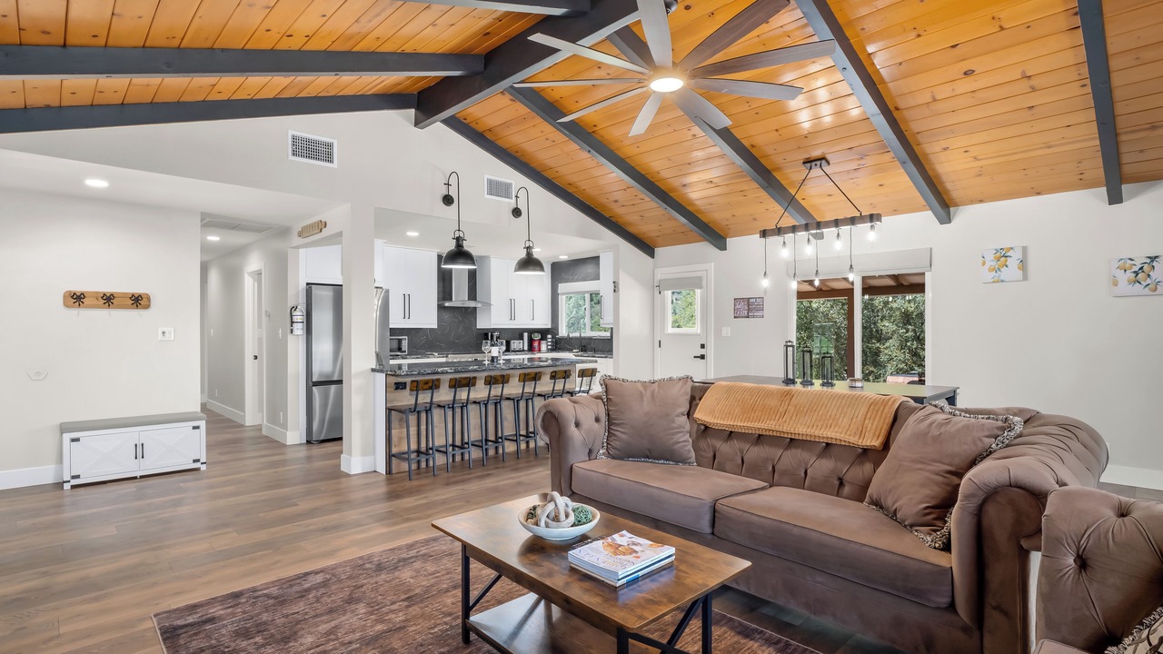 Photo of Livingroom in North Fork