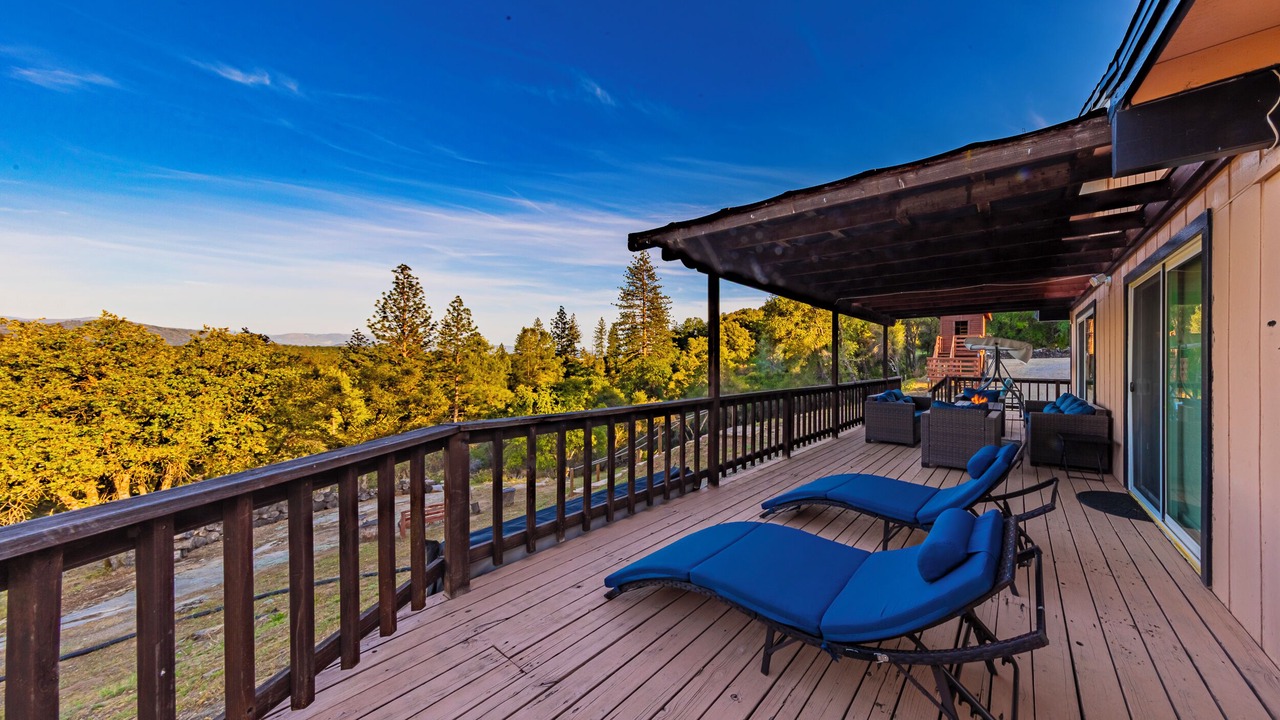 Photo of Patio Balcony in North Fork
