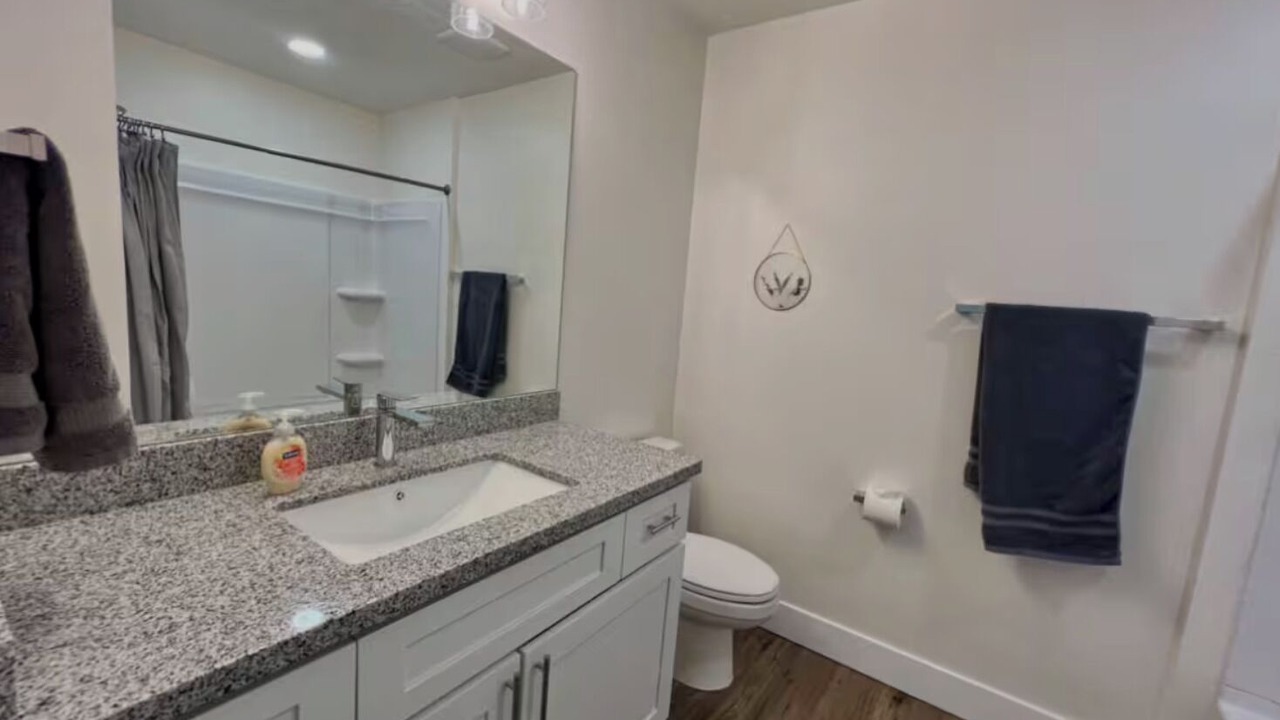 Photo of Bathroom in Winnemucca