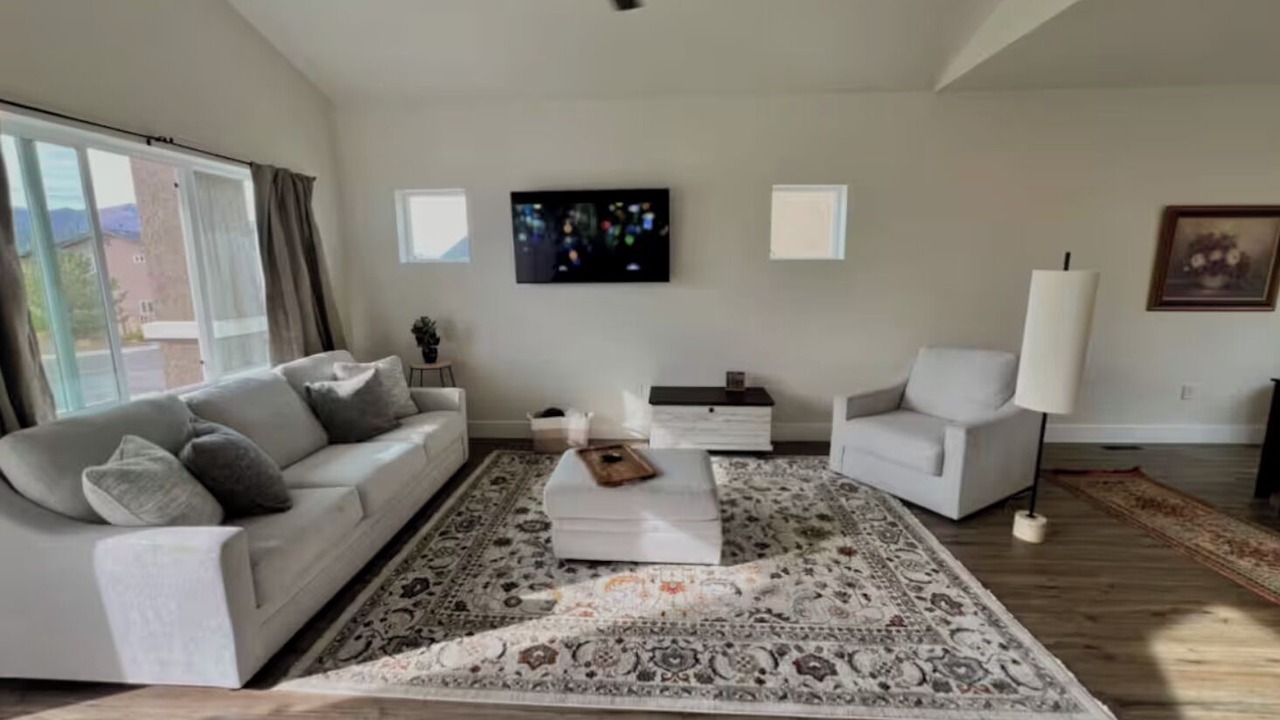 Photo of Livingroom in Winnemucca
