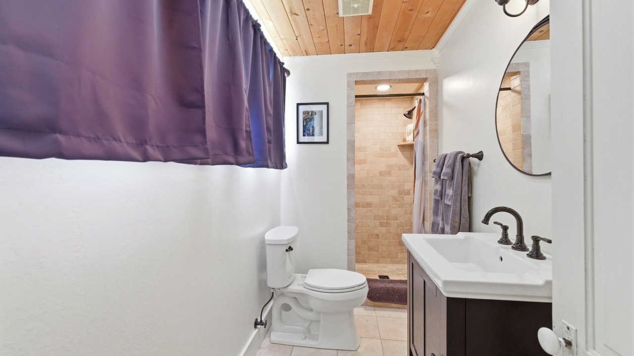 Photo of Bathroom in Angels Camp