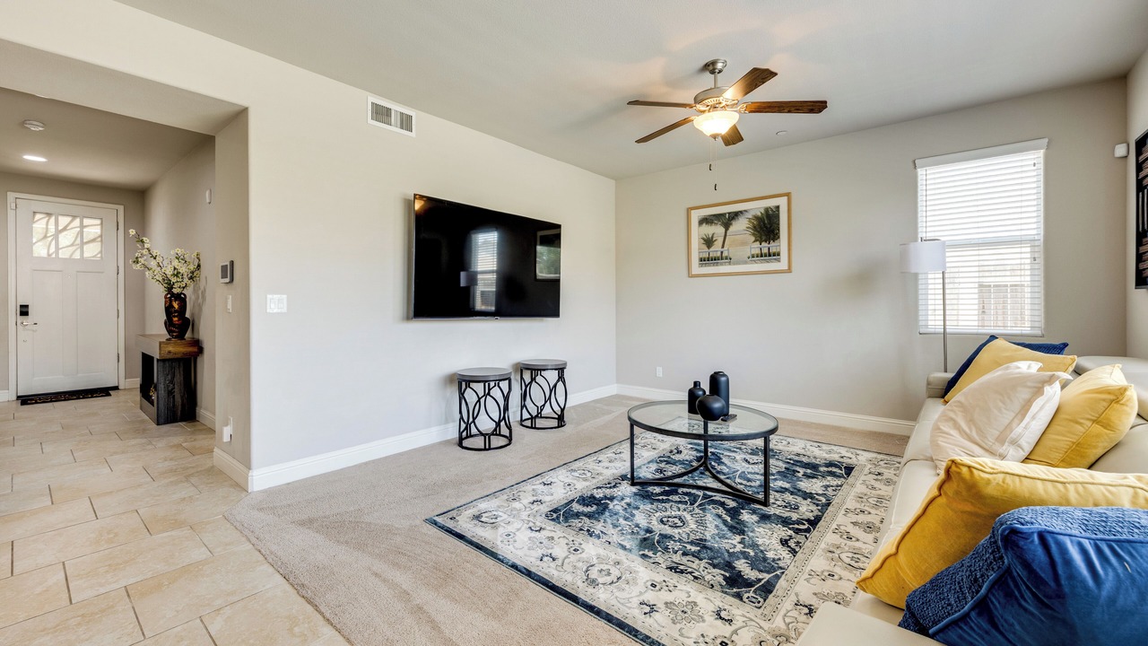 Photo of Livingroom in Visalia