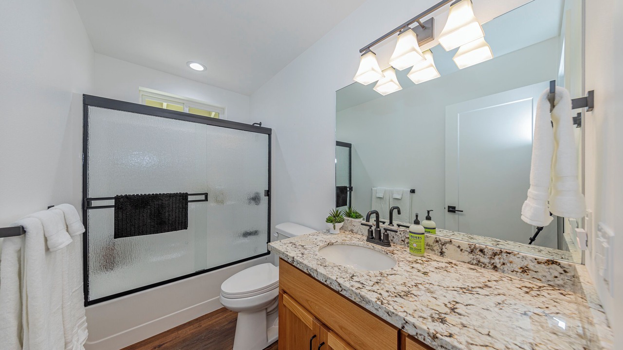 Photo of Bathroom in Mariposa