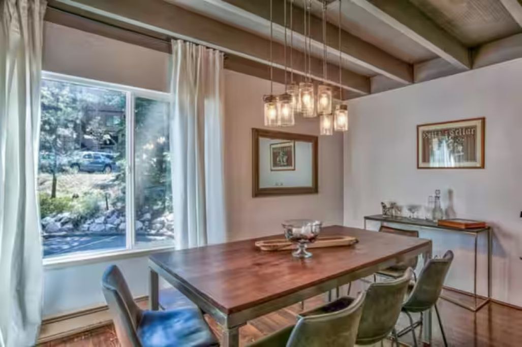 Photo of Livingroom in Zephyr Cove