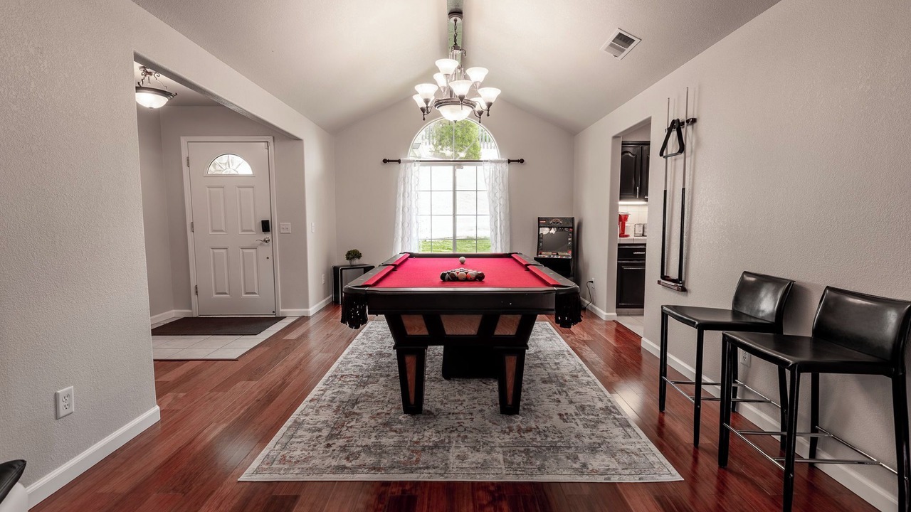 Photo of Bedroom in Oakhurst