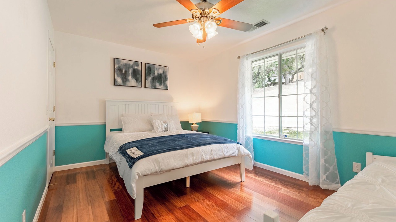 Photo of Bedroom in Oakhurst