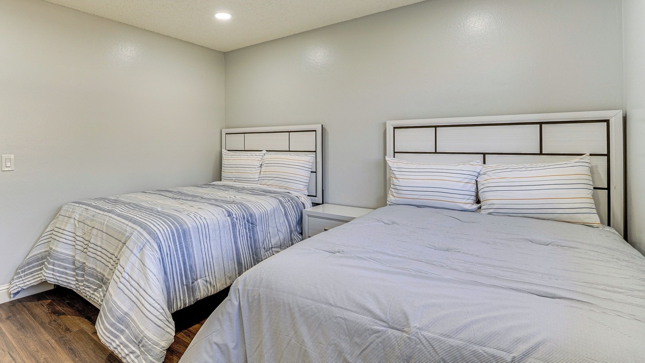 Photo of Bedroom in North Fremont Street