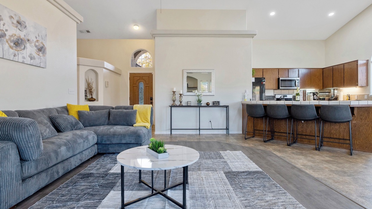 Photo of Livingroom in Visalia