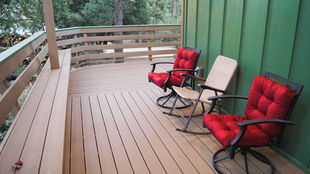 Photo of Patio Balcony in Pine Mountain Club