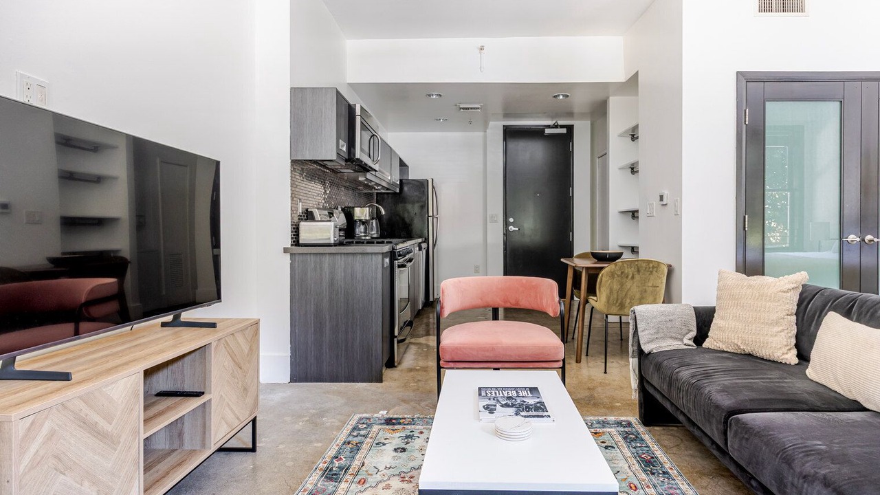 Photo of Livingroom in Historic Core