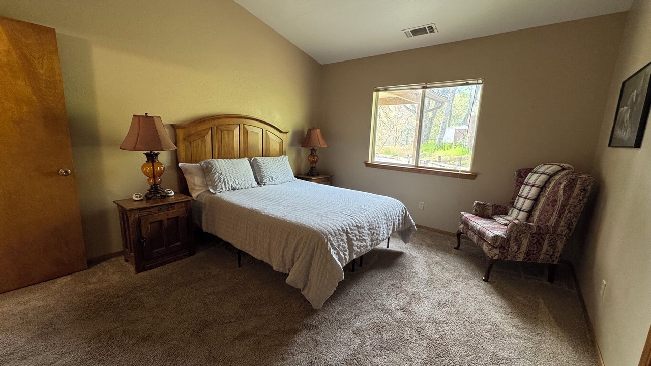 Photo of Bedroom in Three Rivers