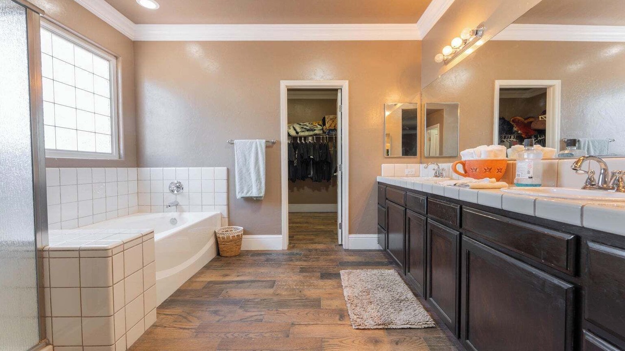 Photo of Bathroom in Tulare
