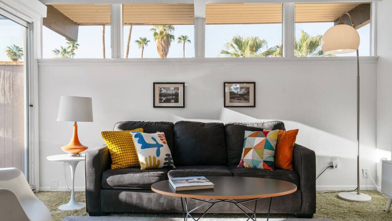 Photo of Livingroom in Twin Palms