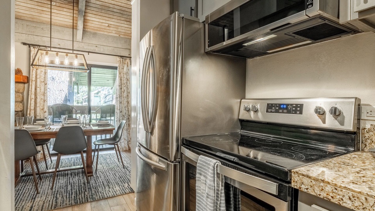 Photo of Kitchen in Mammoth Lakes