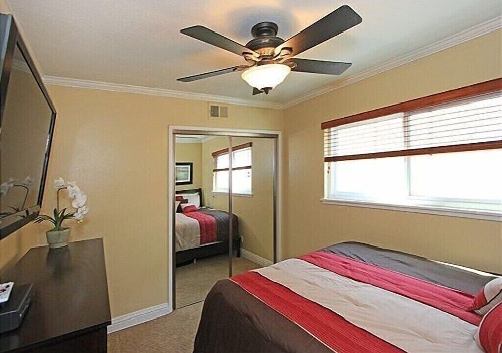 Photo of Bedroom in Santa Ana Heights