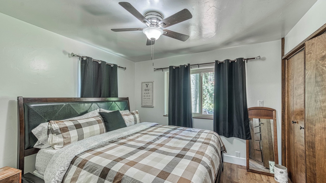 Photo of Bedroom in Sierra Cedars