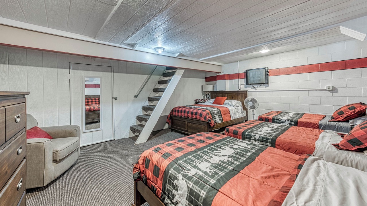 Photo of Bedroom in Sierra Cedars
