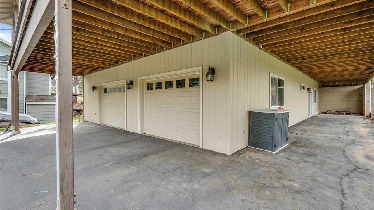 Photo of Outdoor in Groveland
