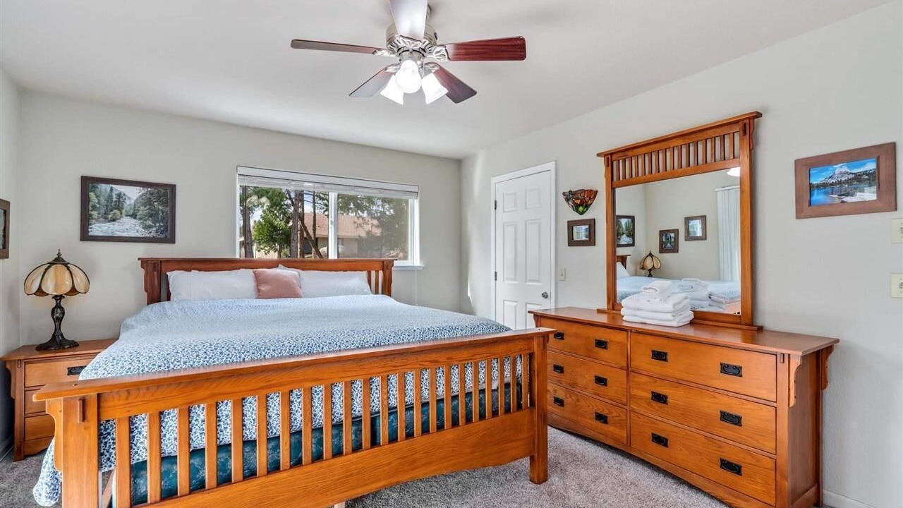 Photo of Bedroom in Groveland