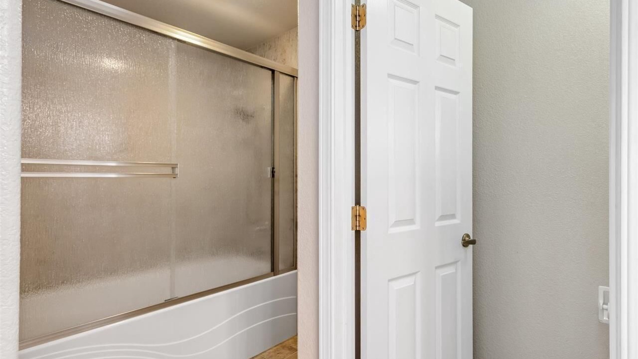 Photo of Bathroom in Groveland