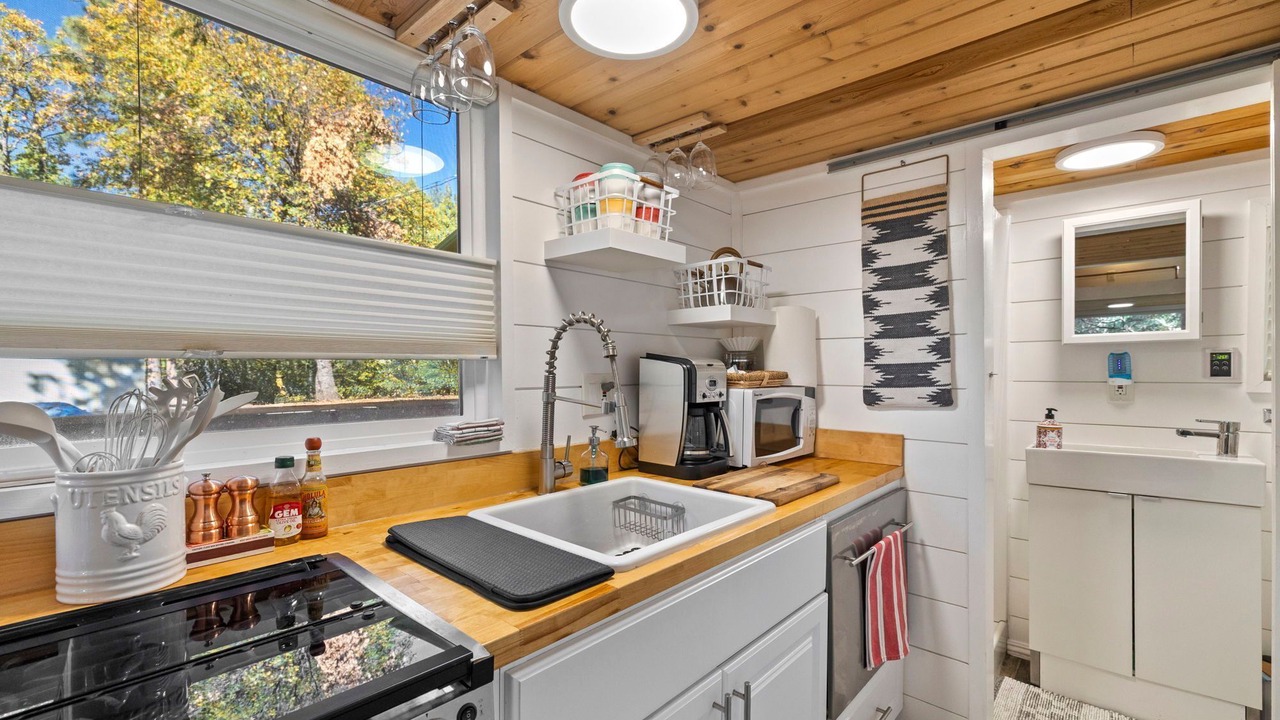 Photo of Kitchen in Phoenix Lake-Cedar Ridge