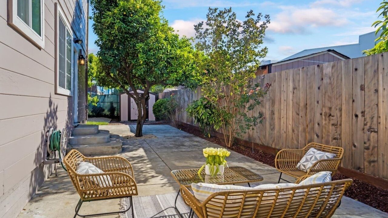 Photo of Patio Balcony in South Fair Oaks