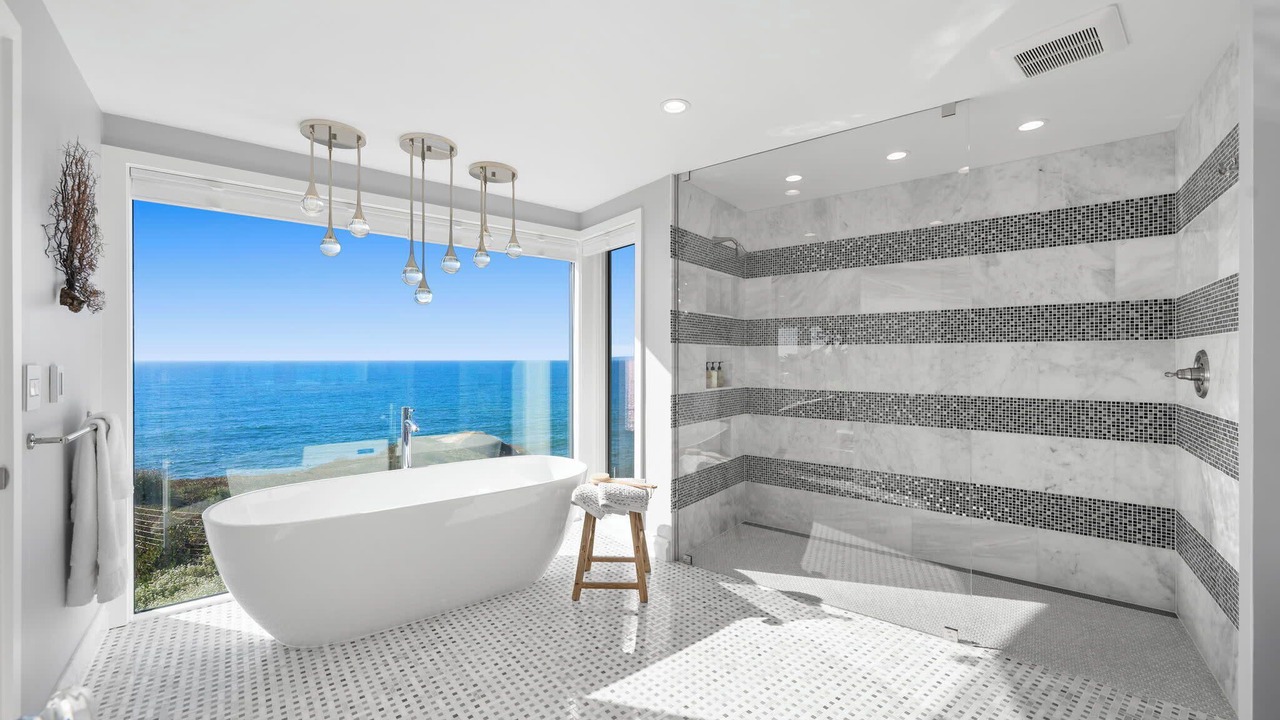Photo of Bathroom in Montara