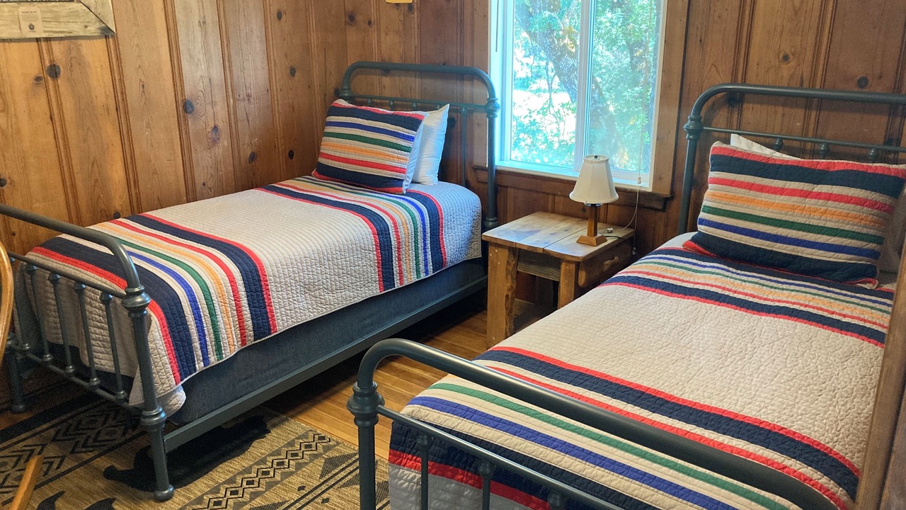 Photo of Bedroom in Douglas City