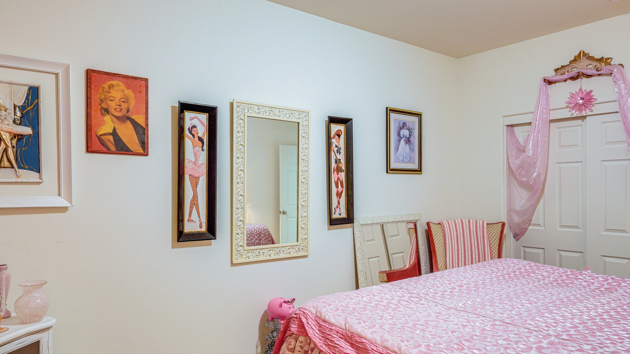 Photo of Bedroom in Rosedale