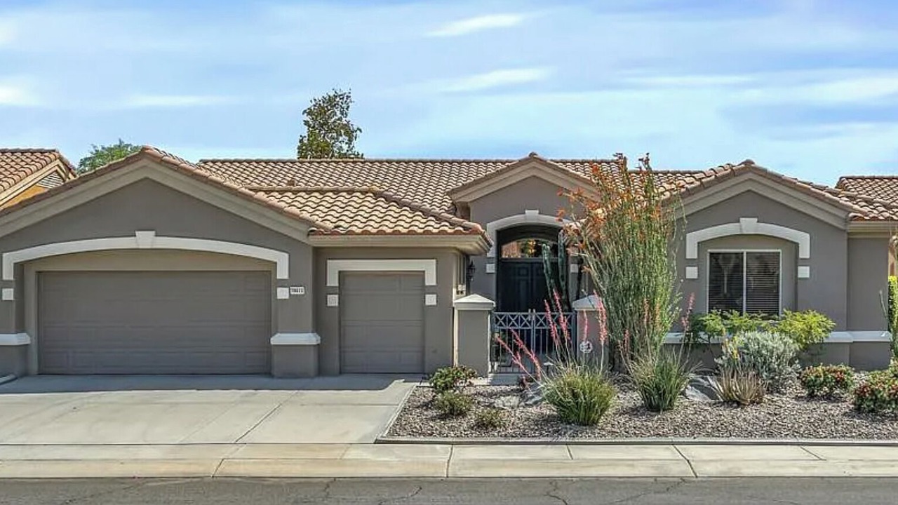 Photo of Outdoor in Desert Palms