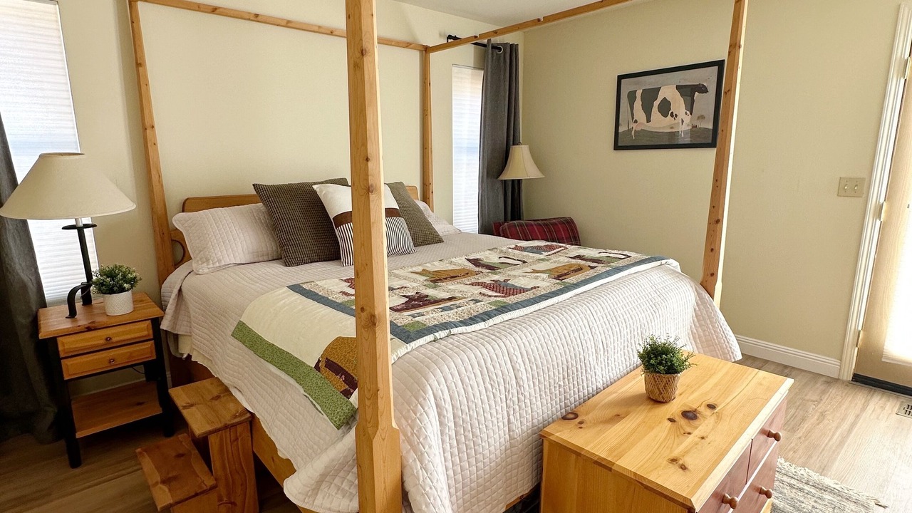 Photo of Bedroom in North Fork