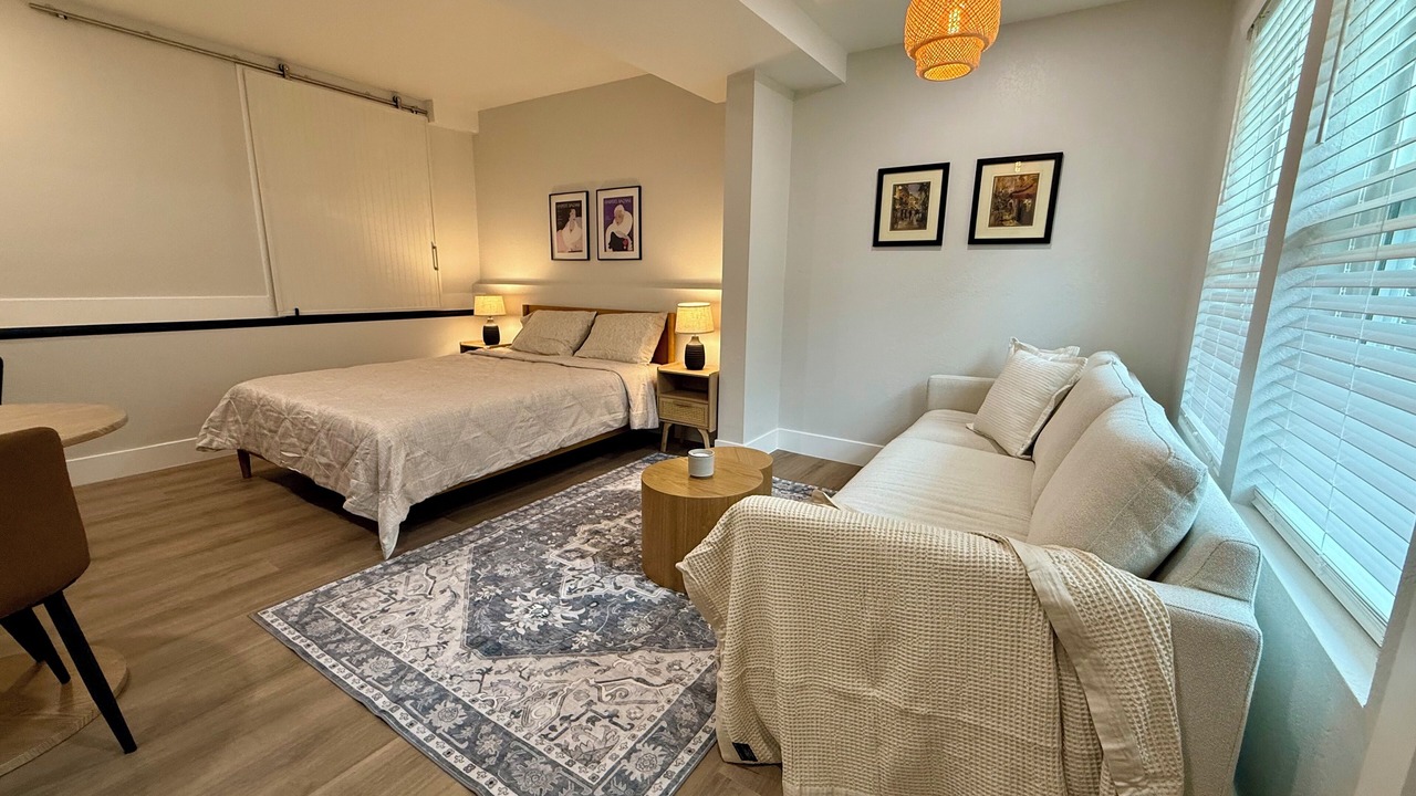 Photo of Bedroom in San Simeon
