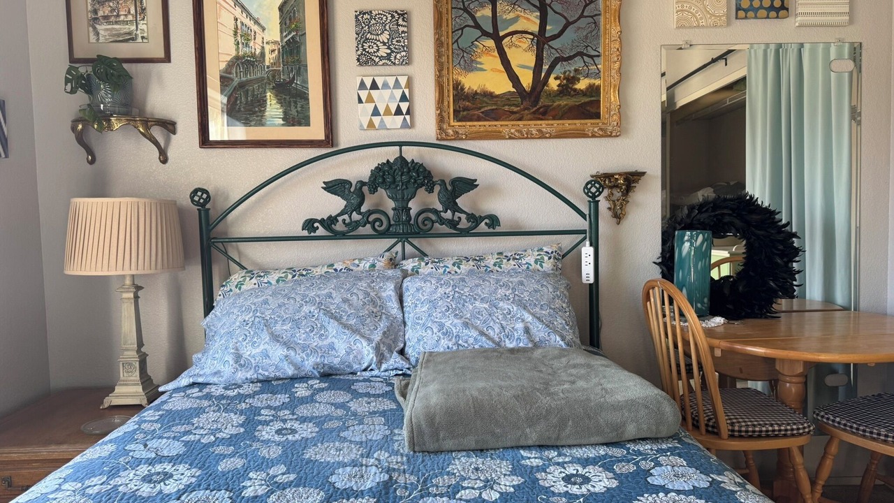 Photo of Bedroom in Salinas