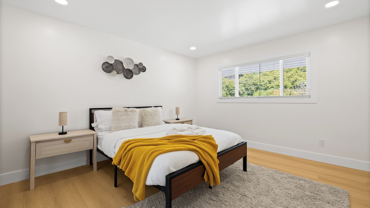Photo of Bedroom in Orinda