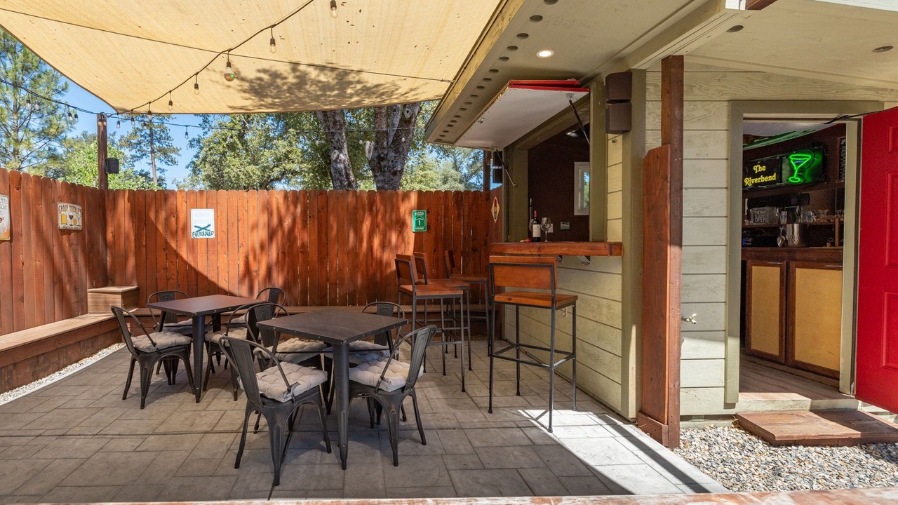 Photo of Outdoor in Oakhurst
