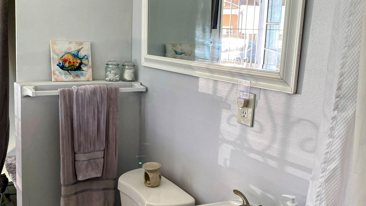 Photo of Bathroom in Los Angeles
