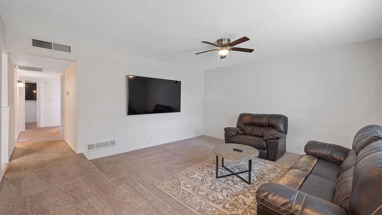 Photo of Livingroom in Clovis