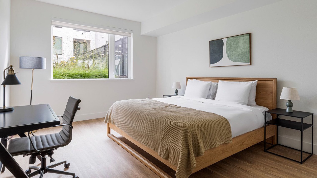 Photo of Bedroom in Burlingame