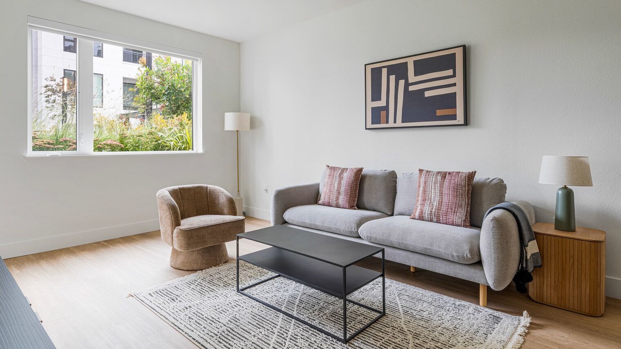 Photo of Livingroom in Burlingame