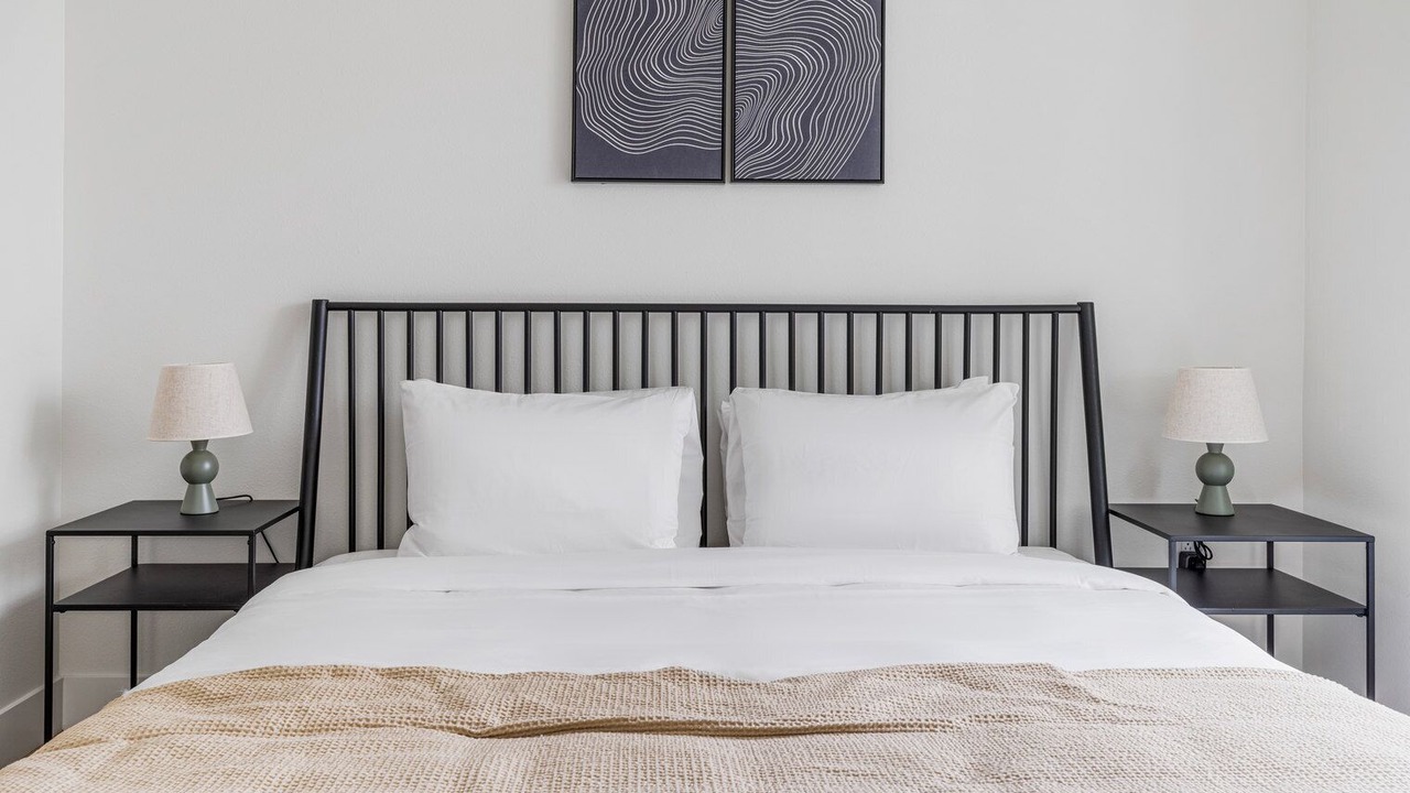 Photo of Bedroom in Burlingame