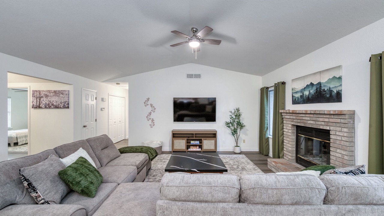 Photo of Livingroom in Clovis