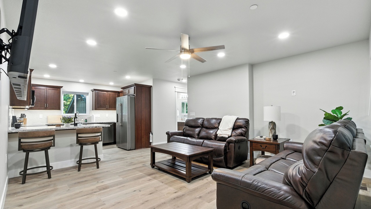 Photo of Livingroom in Auberry