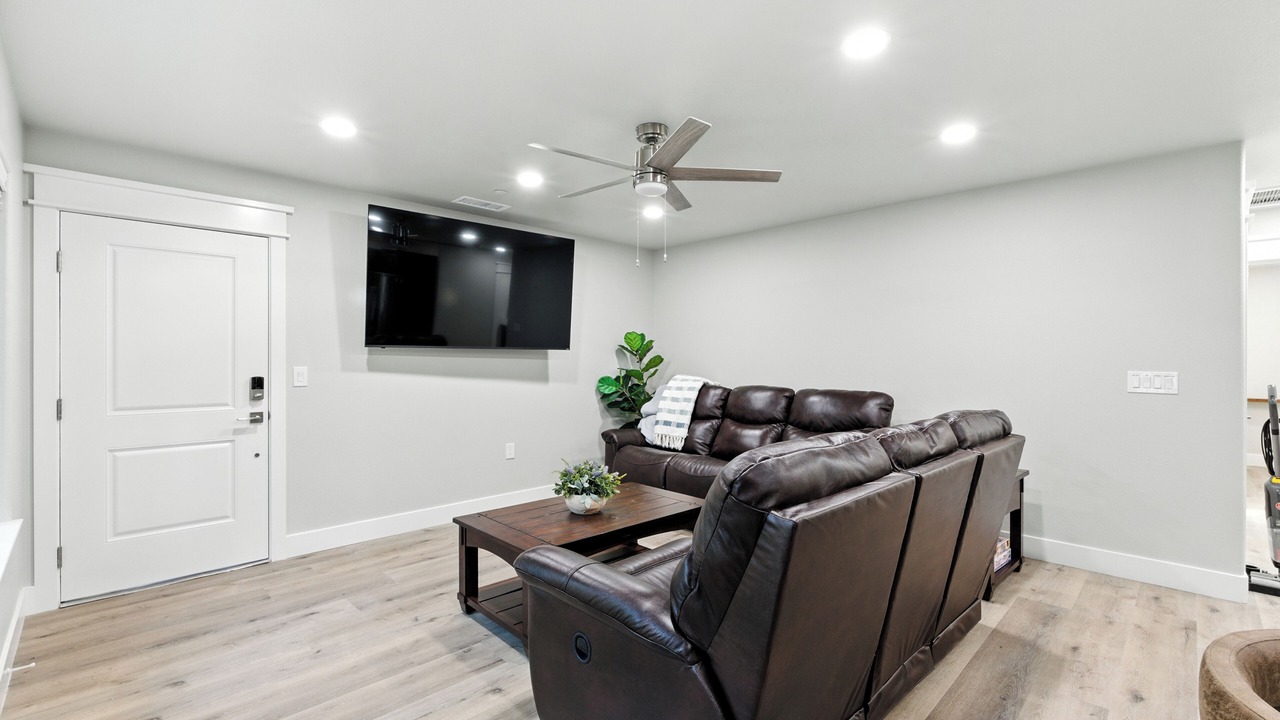 Photo of Livingroom in Auberry