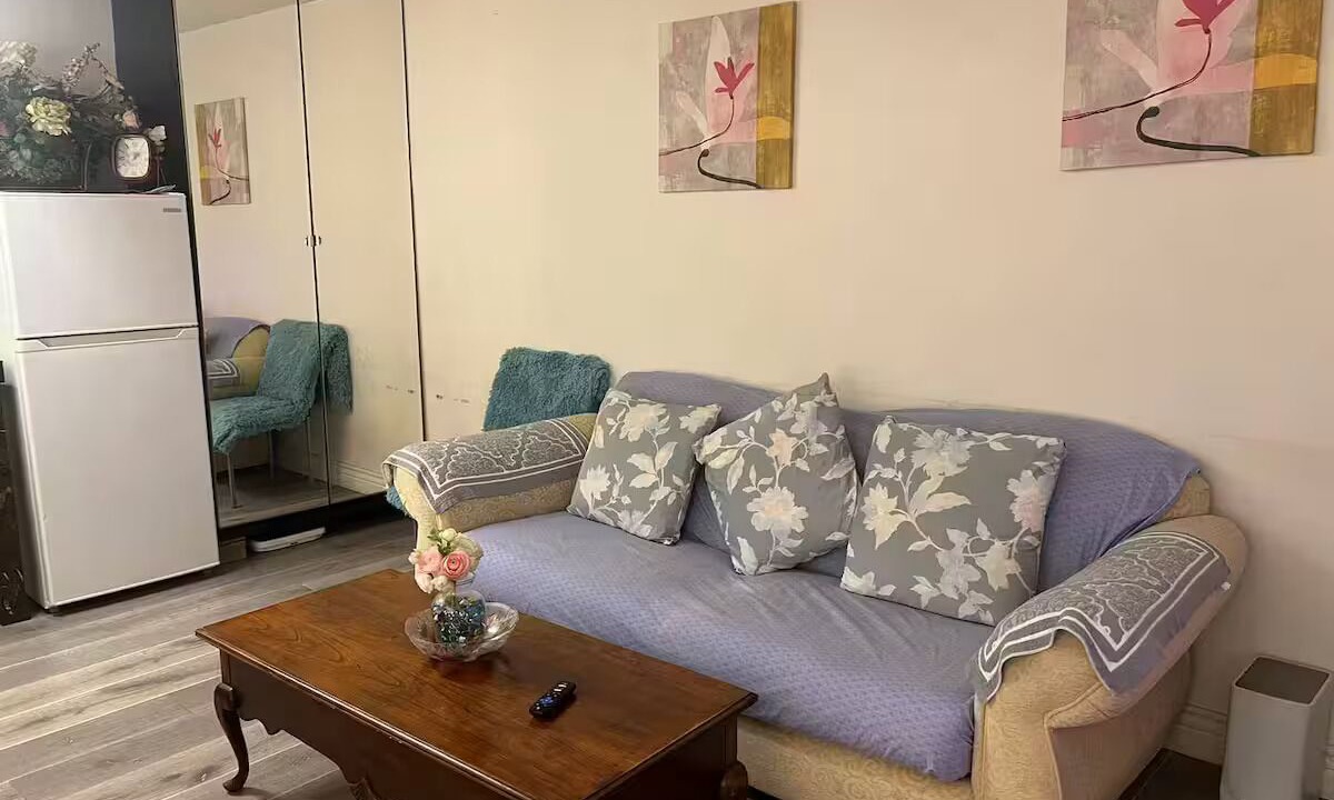 Photo of Livingroom in Centerville